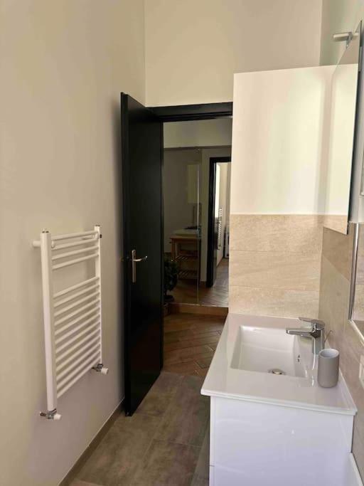 Xenia Apartments - Charming Garden Suite In Porta Venezia 米兰 外观 照片